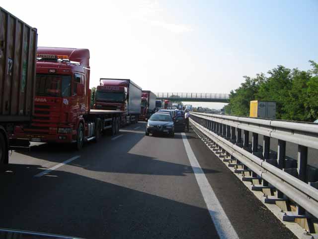 Bloccati sull'autostrada Piacenza Torino